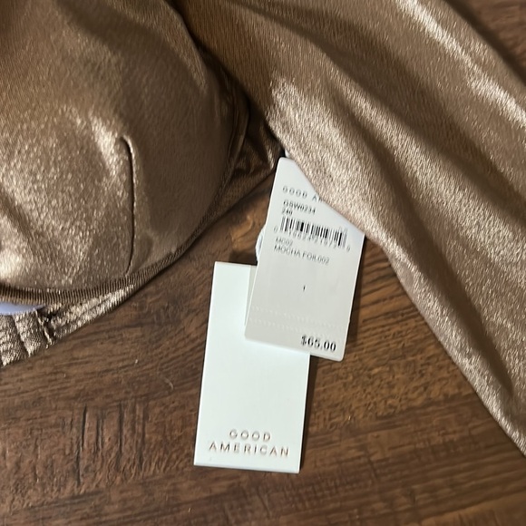 GOOD AMERICAN MESH FOIL UNDERWIRE CROP TOP (MOCHA FOIL) Size 1 NWT - Picture 5 of 8